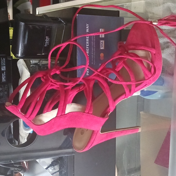 Red sandal sexy heels - Picture 2 of 3